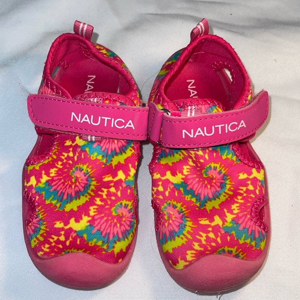 Nautica water shoes, pink size 8
